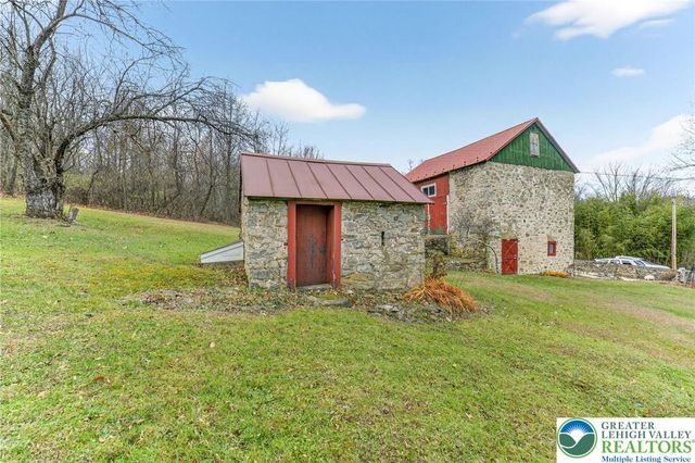 297 Forgedale Road, District Twp, PA 19504