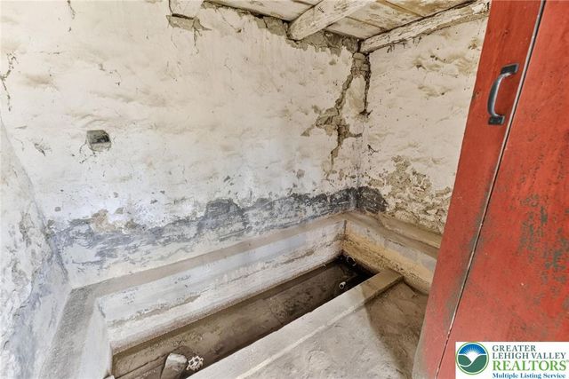 297 Forgedale Road, District Twp, PA 19504