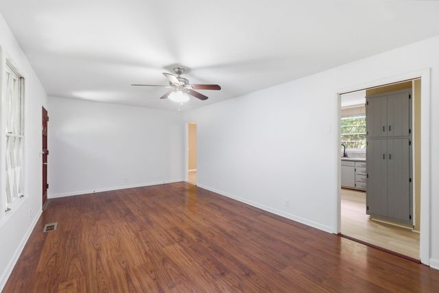 4912 Olivia Dr, Antioch, TN 37013