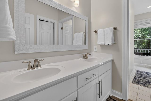 5189 Stablegate Lane, Hollywood, SC 29449