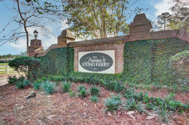 5189 Stablegate Lane, Hollywood, SC 29449