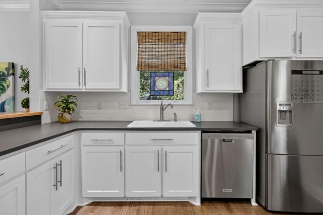 5189 Stablegate Lane, Hollywood, SC 29449