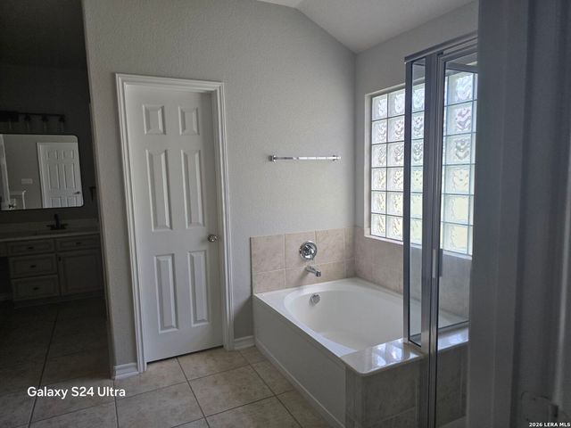 21335 La Pena, San Antonio, TX 78258