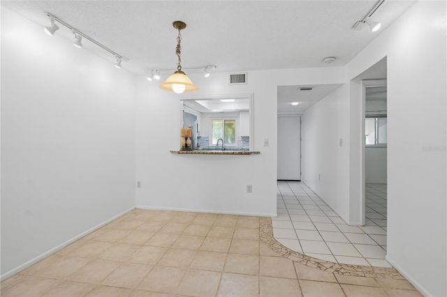 2448 CLUBHOUSE DRIVE 202, Sarasota, FL 34232