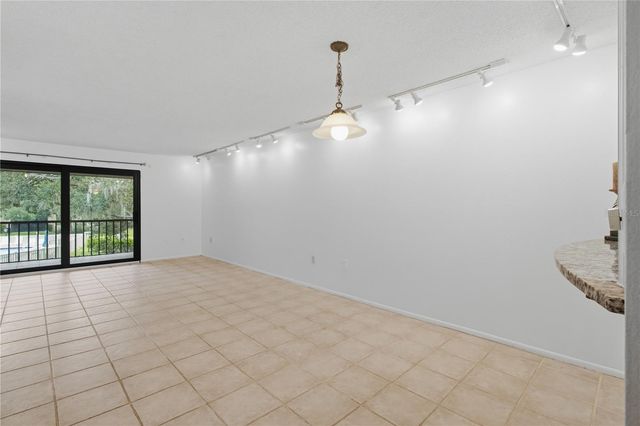 2448 CLUBHOUSE DRIVE 202, Sarasota, FL 34232
