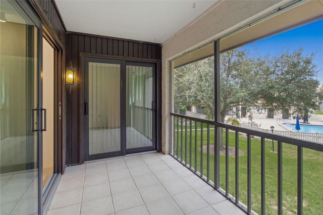 2448 CLUBHOUSE DRIVE 202, Sarasota, FL 34232