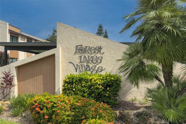 2448 CLUBHOUSE DRIVE 202, Sarasota, FL 34232