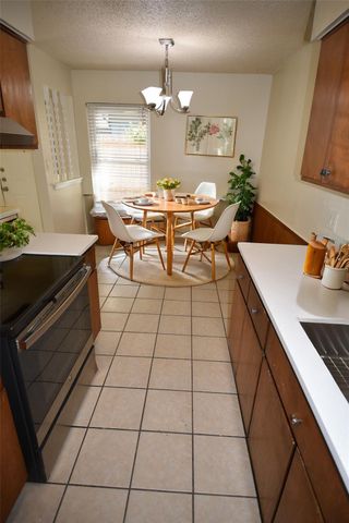 3319 Dolphin DR A, Austin, TX 78704