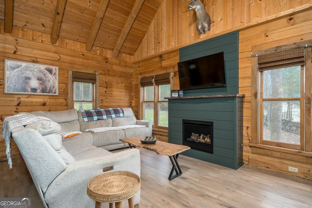 123 Martins Bluff, Blairsville, GA 30512