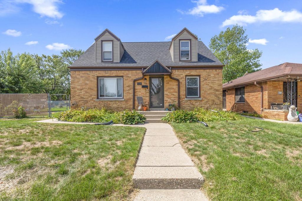 4319 N 74th STREET, Milwaukee, WI 53216
