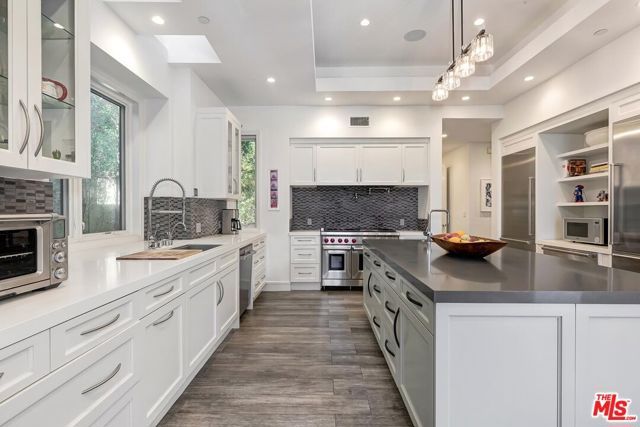 714 Euclid Street, Santa Monica, CA 90402