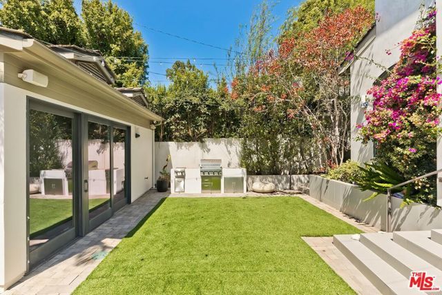714 Euclid Street, Santa Monica, CA 90402