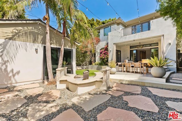 714 Euclid Street, Santa Monica, CA 90402