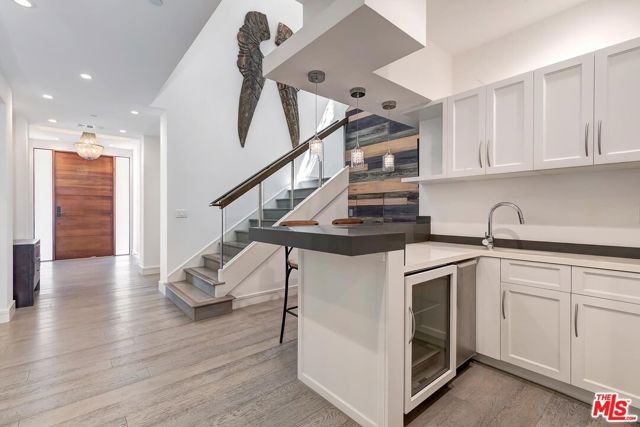 714 Euclid Street, Santa Monica, CA 90402