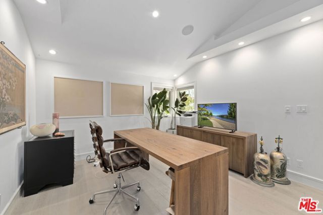 714 Euclid Street, Santa Monica, CA 90402