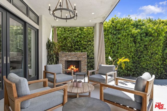 714 Euclid Street, Santa Monica, CA 90402