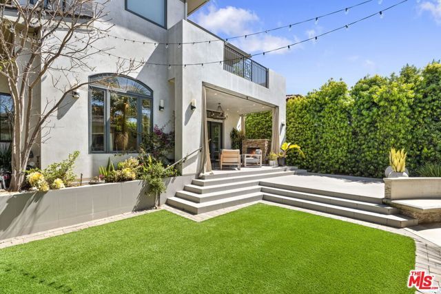 714 Euclid Street, Santa Monica, CA 90402