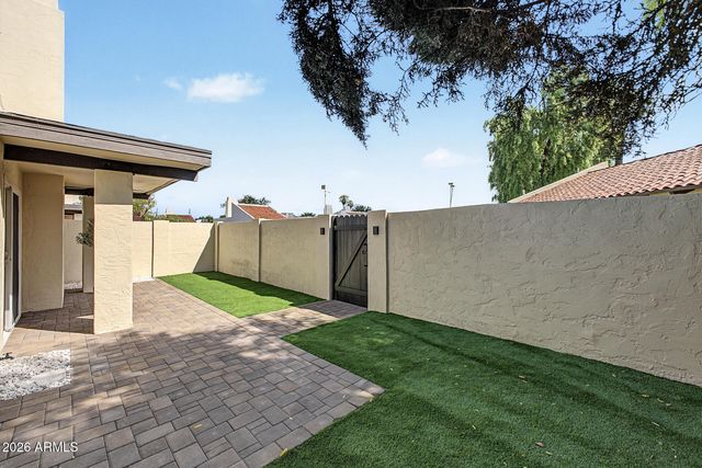 5621 N PALACIO Place, Phoenix, AZ 85014