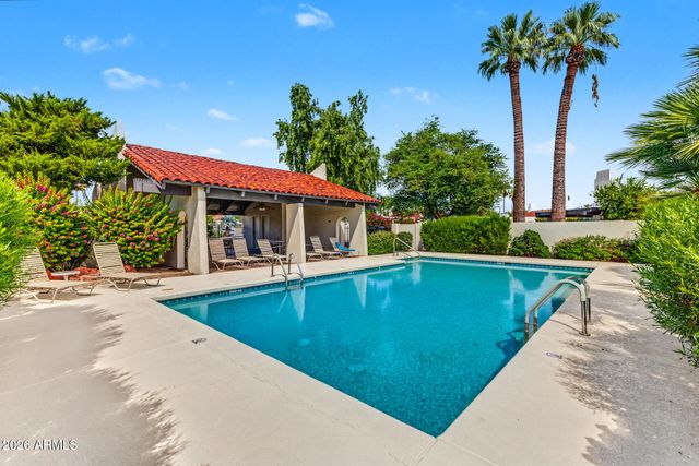 5621 N PALACIO Place, Phoenix, AZ 85014