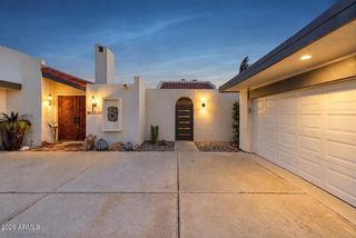 5621 N PALACIO Place, Phoenix, AZ 85014