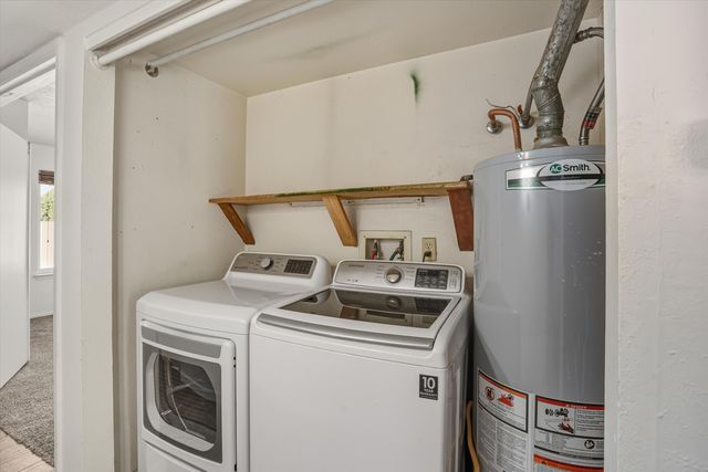 6016 Unitas Lane NW, Albuquerque, NM 87114