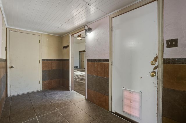 6016 Unitas Lane NW, Albuquerque, NM 87114