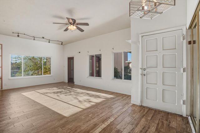 6016 Unitas Lane NW, Albuquerque, NM 87114