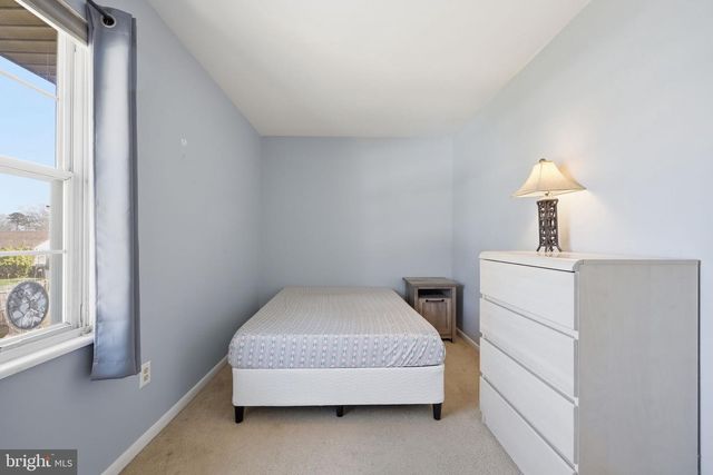 138 CEDARBROOK LN, Tuckerton, NJ 08087