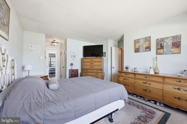 138 CEDARBROOK LN, Tuckerton, NJ 08087