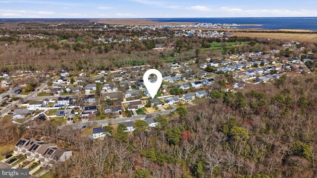 138 CEDARBROOK LN, Tuckerton, NJ 08087