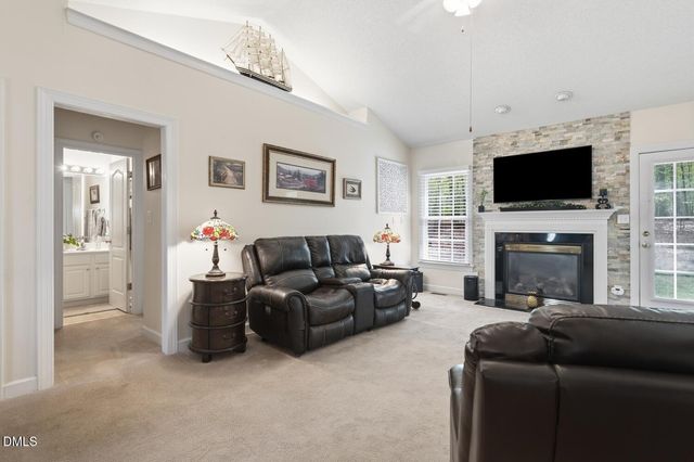 2265 Sunberry Drive, Graham, NC 27253