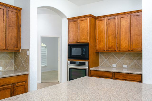 7709 Black Mountain DR, Austin, TX 78736