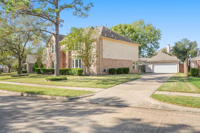 16322 Drystone Lane, Houston, TX 77095