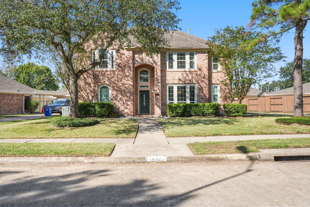 16322 Drystone Lane, Houston, TX 77095