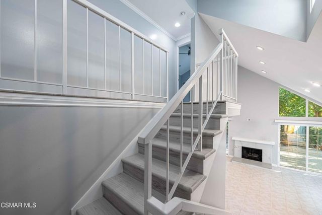 30730 Davey Jones Drive, Agoura Hills, CA 91301