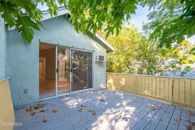 30730 Davey Jones Drive, Agoura Hills, CA 91301