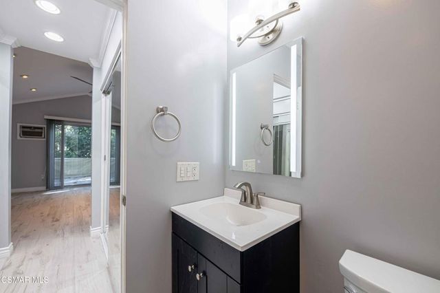 30730 Davey Jones Drive, Agoura Hills, CA 91301