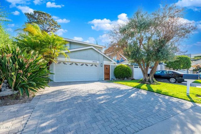 30730 Davey Jones Drive, Agoura Hills, CA 91301