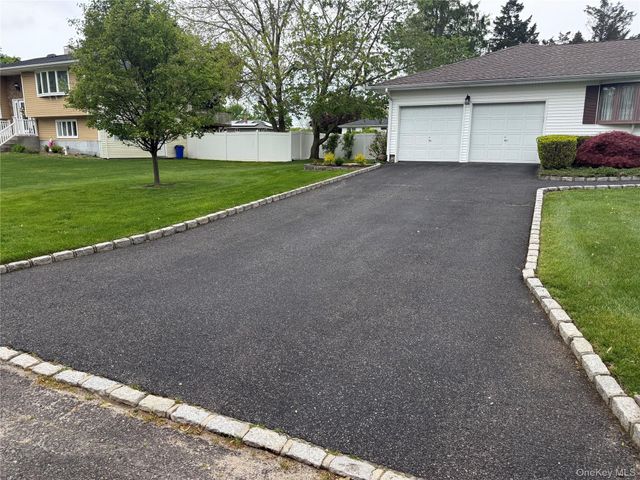 15 Donald Street, Port Jefferson Station, NY 11776