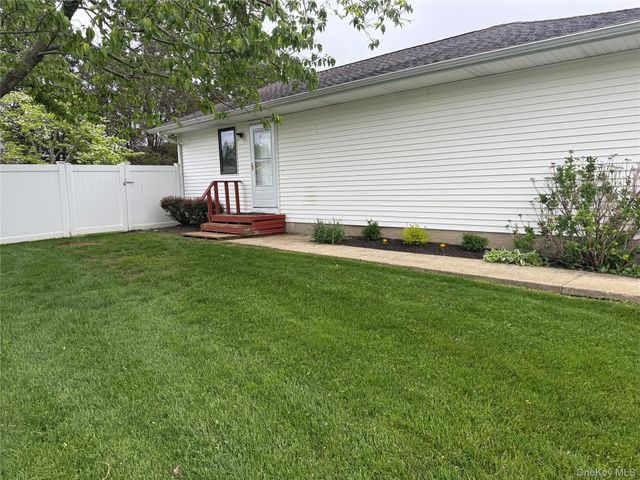 15 Donald Street, Port Jefferson Station, NY 11776