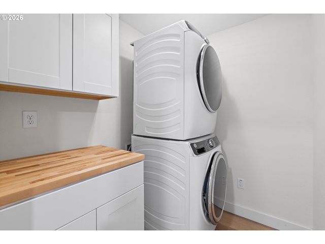 12850 Sw 22ND St, Beaverton, OR 97008