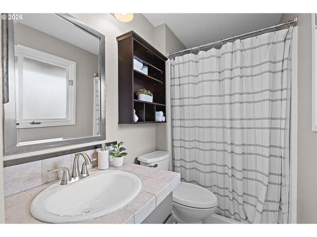 12850 Sw 22ND St, Beaverton, OR 97008