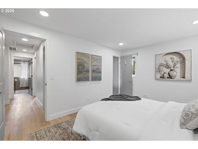 12850 Sw 22ND St, Beaverton, OR 97008