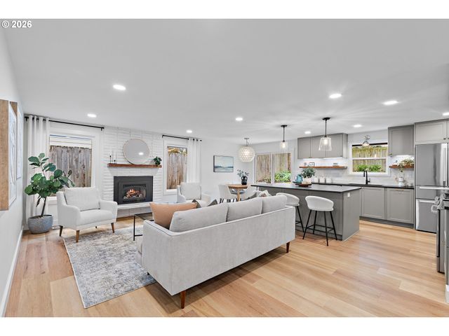 12850 Sw 22ND St, Beaverton, OR 97008