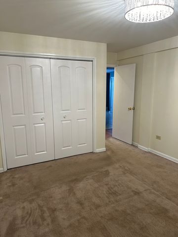 10805 S Pulaski Road 4, Chicago, IL 60655