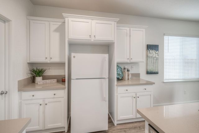 1404 Jim HInes, Olivehurst, CA 95961