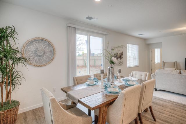 1404 Jim HInes, Olivehurst, CA 95961