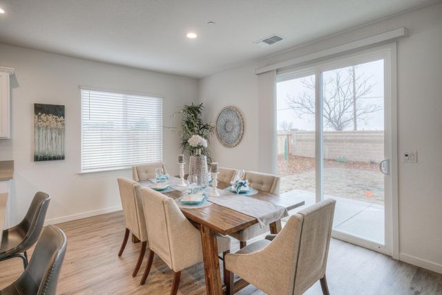 1404 Jim HInes, Olivehurst, CA 95961