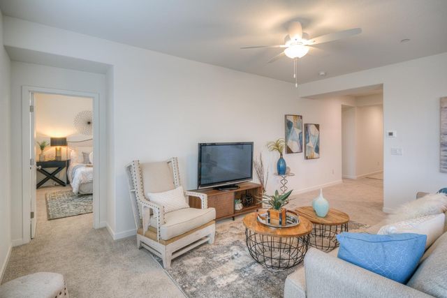 1404 Jim HInes, Olivehurst, CA 95961