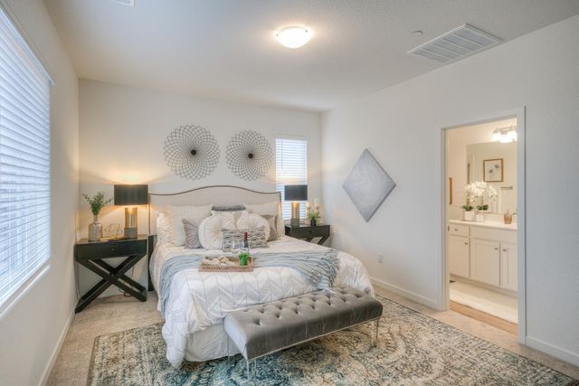 1404 Jim HInes, Olivehurst, CA 95961